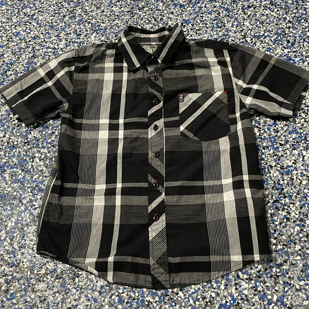 Boys button down shirt w pocket